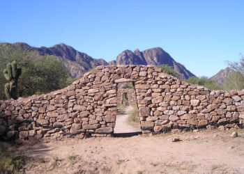 Diaguitas: Pueblos del Norte Verde. Por José Berenguer Rodríguez [Arqueólogo; Curador de las Colecciones del Museo Chileno de Arte Precolombino].