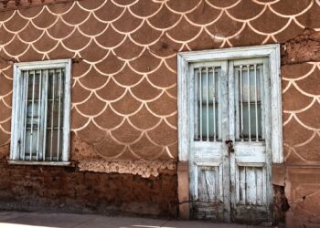 ÁLBUM DE LA COMUNA DE PUNITAQUI de Osven Olivares. Por Arturo Volantines