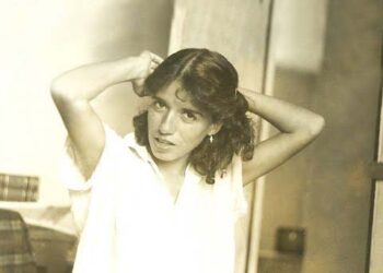 SUSANA MOYA        [Antología de la poesía del valle de Elqui].